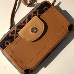 Crossbody purse, black n tan, Spartina 449